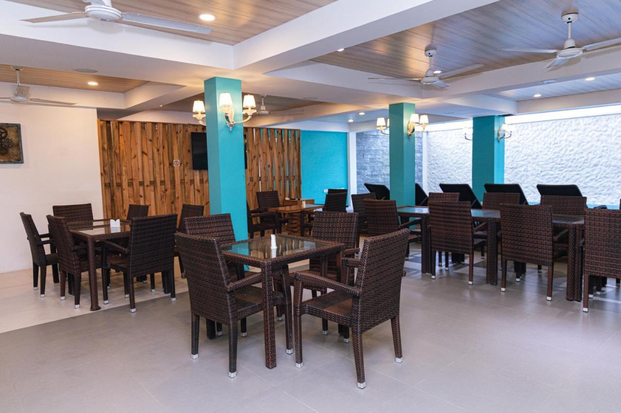 Aquzz Inn&Spa - Maldives Maafushi Esterno foto